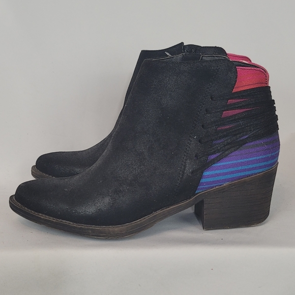 Volatile Booties - Picture 3 of 7